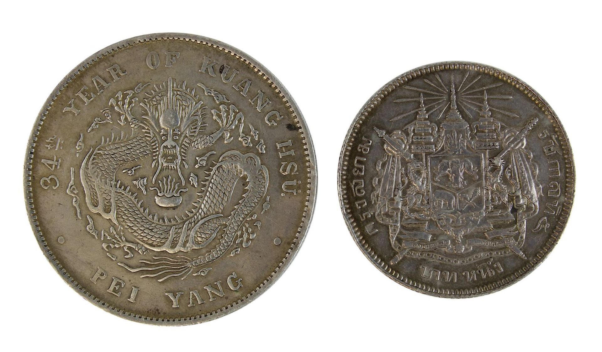 Zwei Silbermünzen, China und Thailand, Anfang 20. Jh.: Münze zu 1 Dollar, China Chihli Pei Yang,