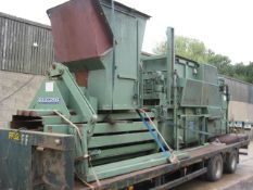 Shavings or Straw Balers - Bollegraaf HB40 Baler, with Ruffler and four wire banding, producing