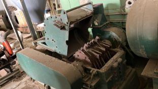 Hammer Mill - Hammer mill, make unknown, with motor believed to be around 55kw for grinding straw