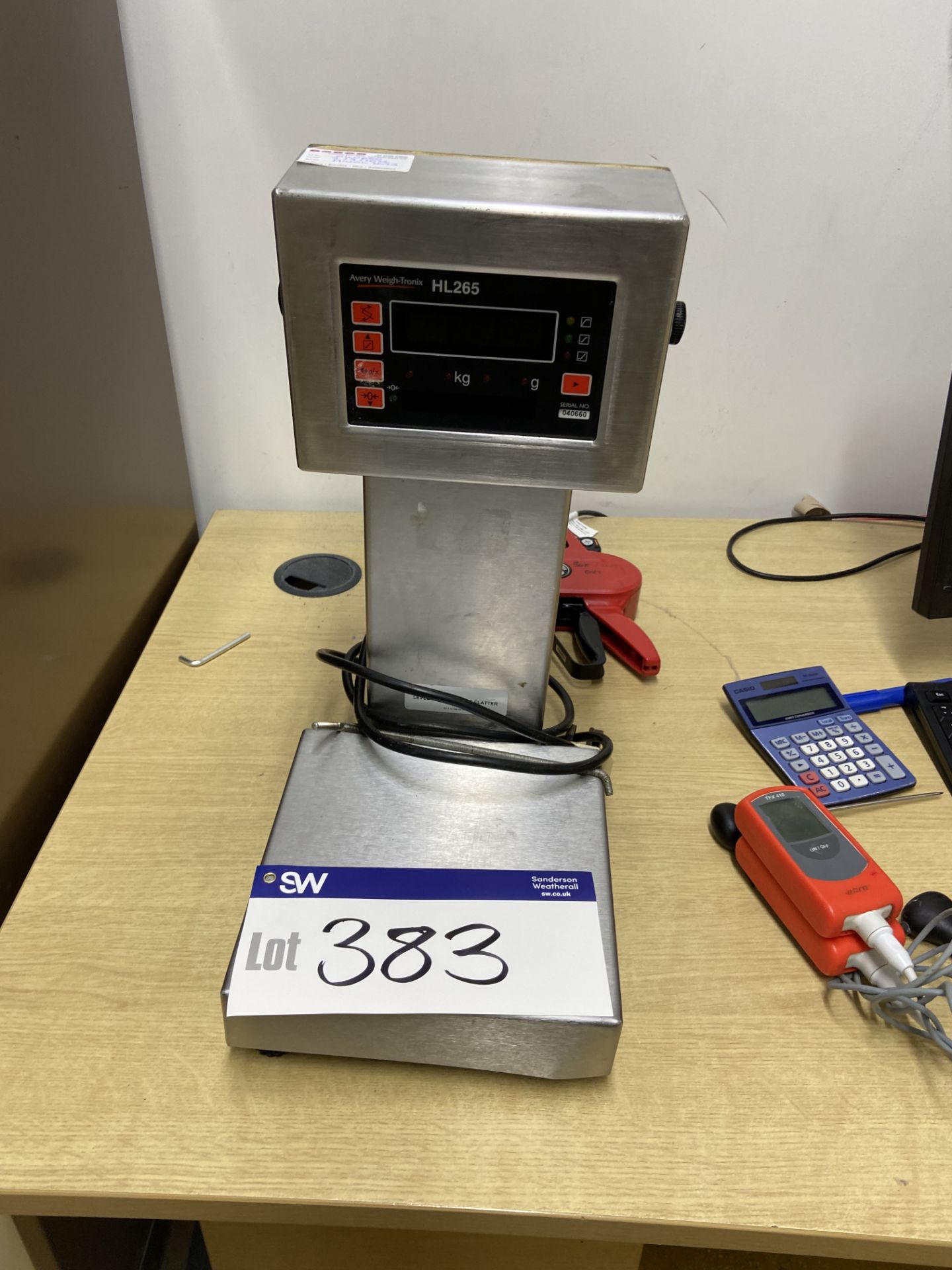 Avery Weigh-tronix Stainless Steel Benchtop Platform Scale, 240VPlease read the following