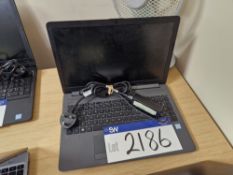 HP 250 G7 Core i5 8th Gen Laptop and Charger