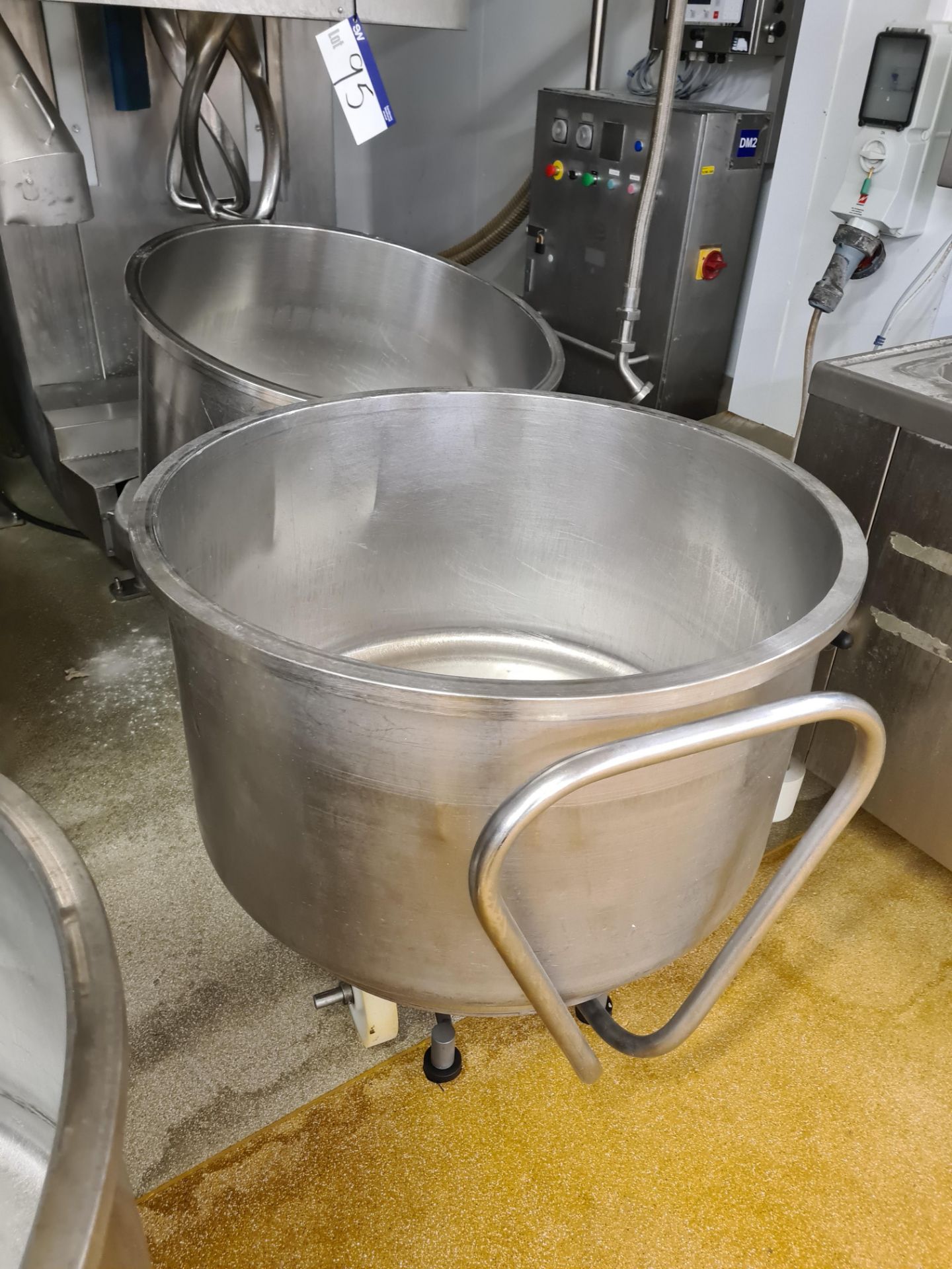 Diosna WV240A STAINLESS STEEL BOWL MIXER, serial no. 974-001, with two mixing bowls and control - Image 5 of 6