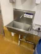 Stainless Steel Knee Operated Sink, approx. 550mm x 400mmPlease read the following important notes:-