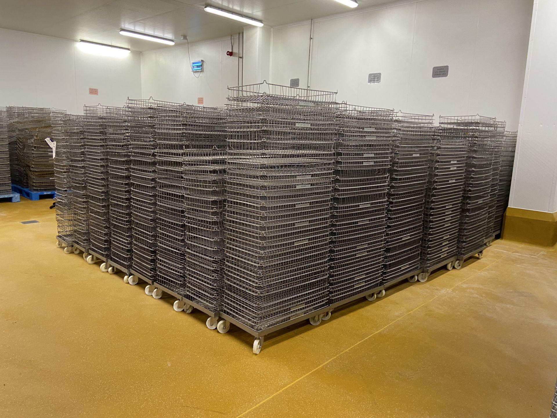 Quantity of Stainless Steel Wire Mesh Baking Trays, with approx. 59 stainless steel framed - Image 3 of 4