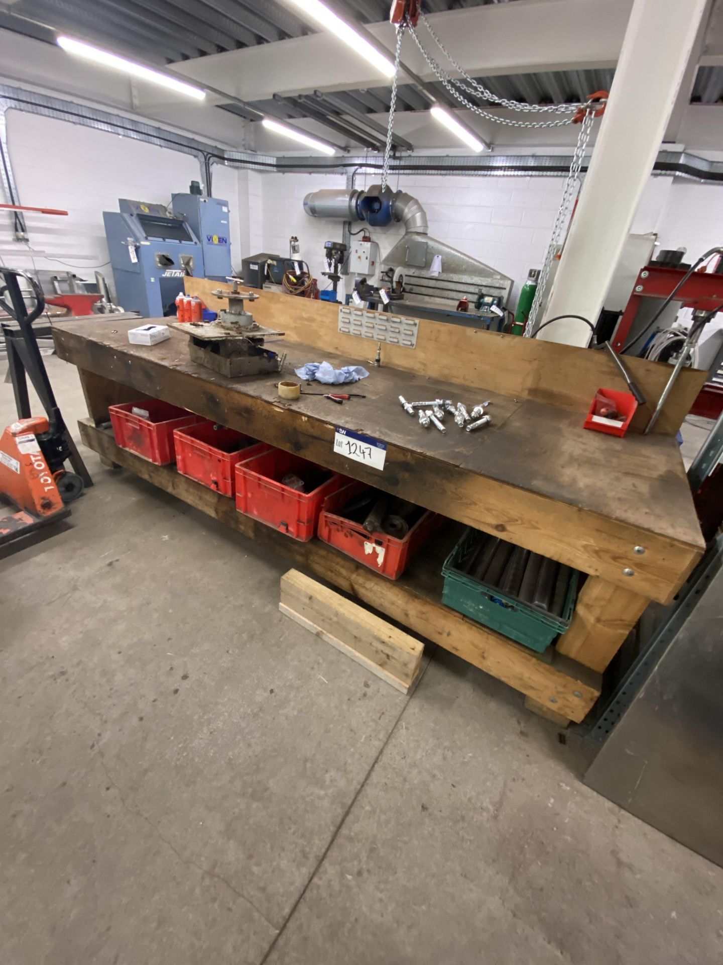 Timber Workshop Bench, approx. 3.05m x 900mm, with contents under bench including rollers, spares