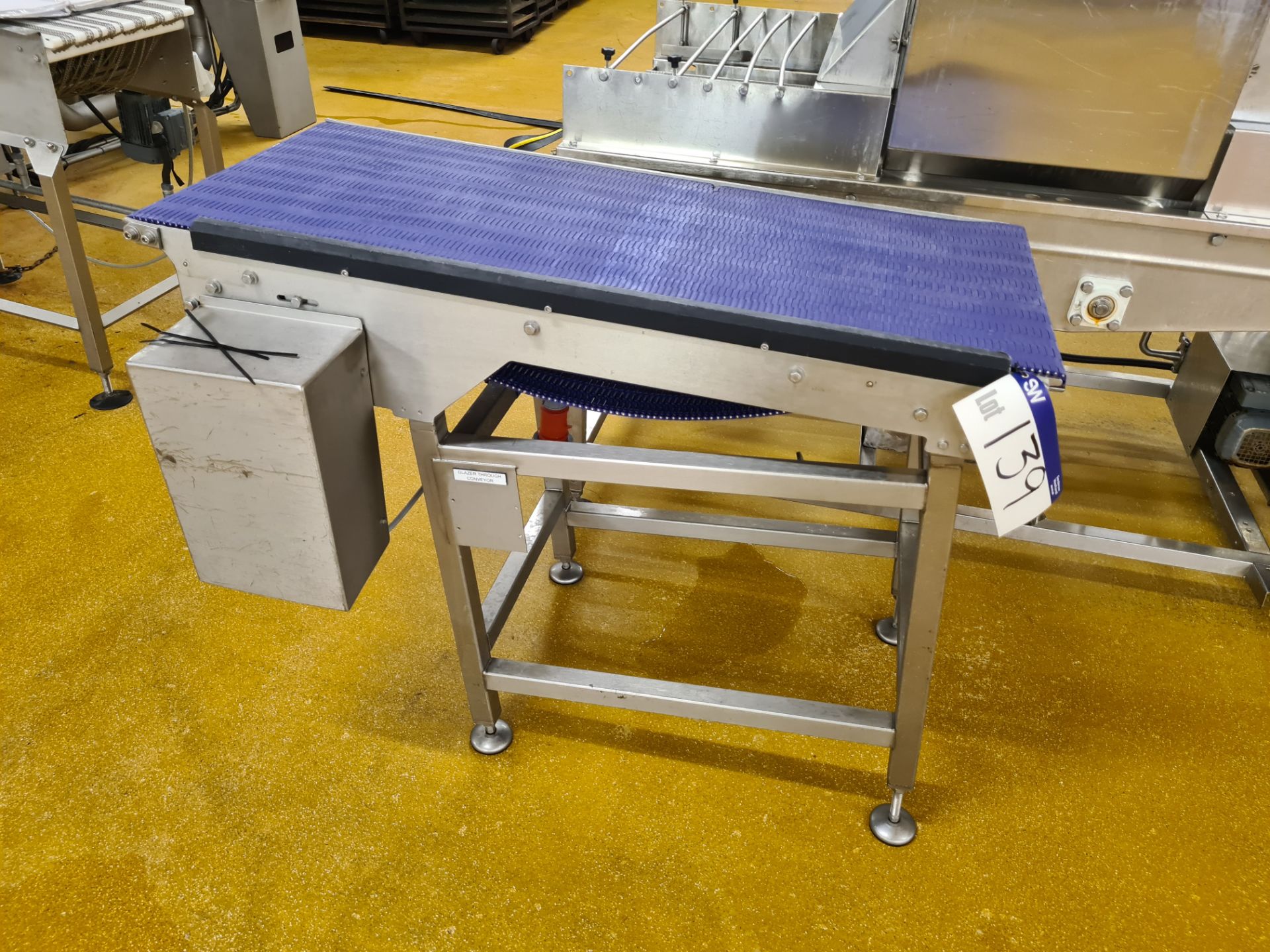 STAINLESS STEEL 500mm wide INCLINED BELT TRANSFER CONVEYOR, approx. 1.2m longPlease read the