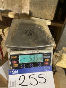 (SRL) UWE 30kg Bench Digital Load Cell Weigher (located Islip Site, NN14 3JW)Please read the