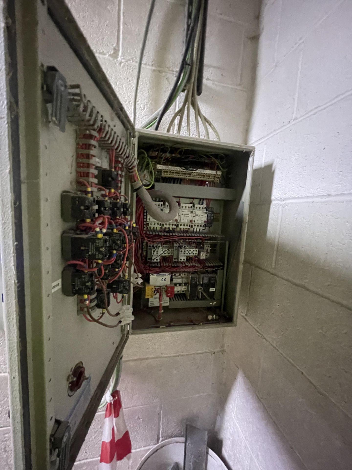 (AG-ENG) Crowhurst Wall Mounted Control Panel (located Islip Site, NN14 3JW)Please read the - Image 2 of 2