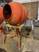 (SRL) Electric Herb/ Cement Mixer, 240V (located Islip Site, NN14 3JW) (Please note this lot is