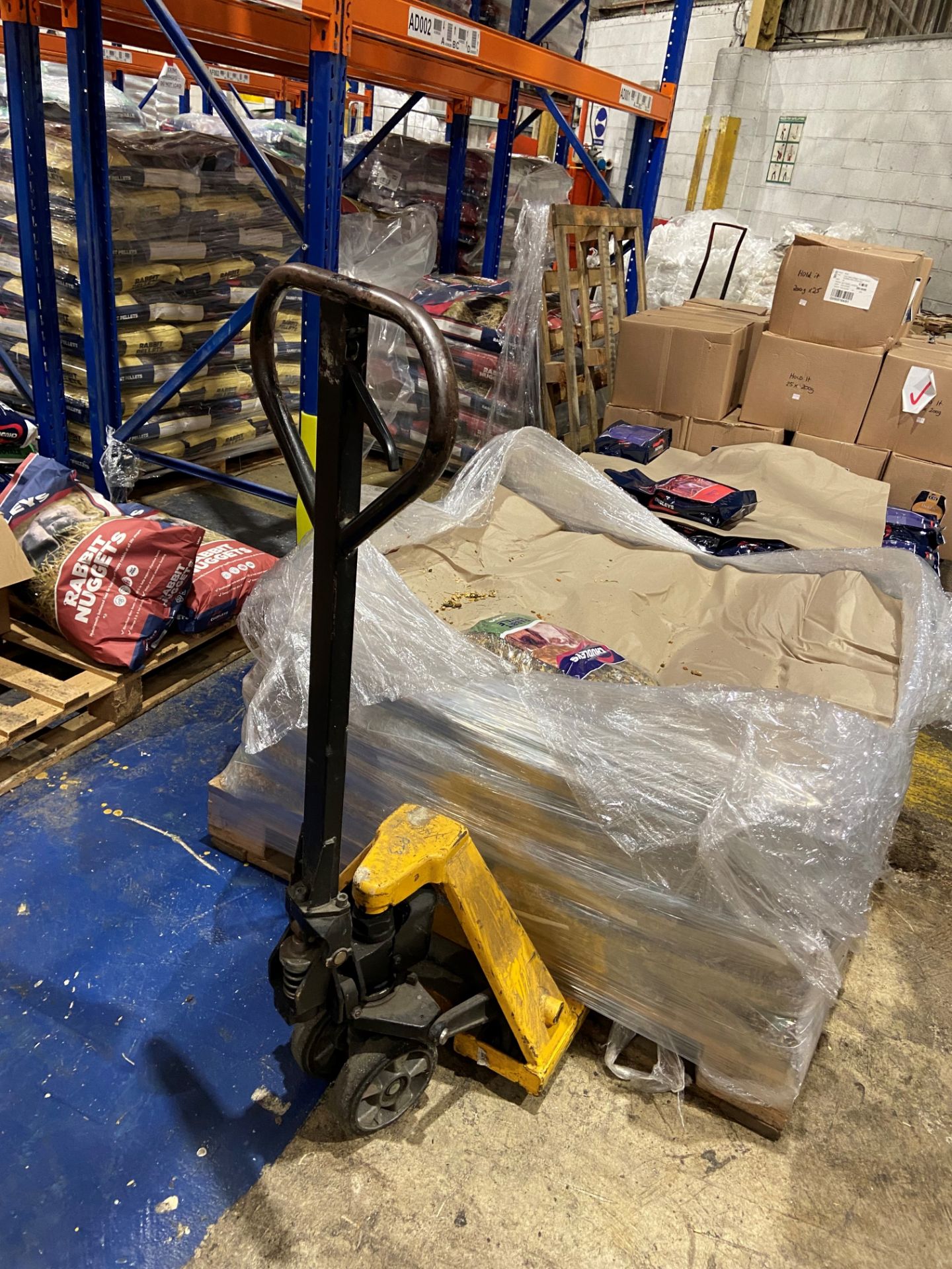 (SRL) Hand Hydraulic Pallet Truck (located Islip Site, NN14 3JW) (Please note this lot is not