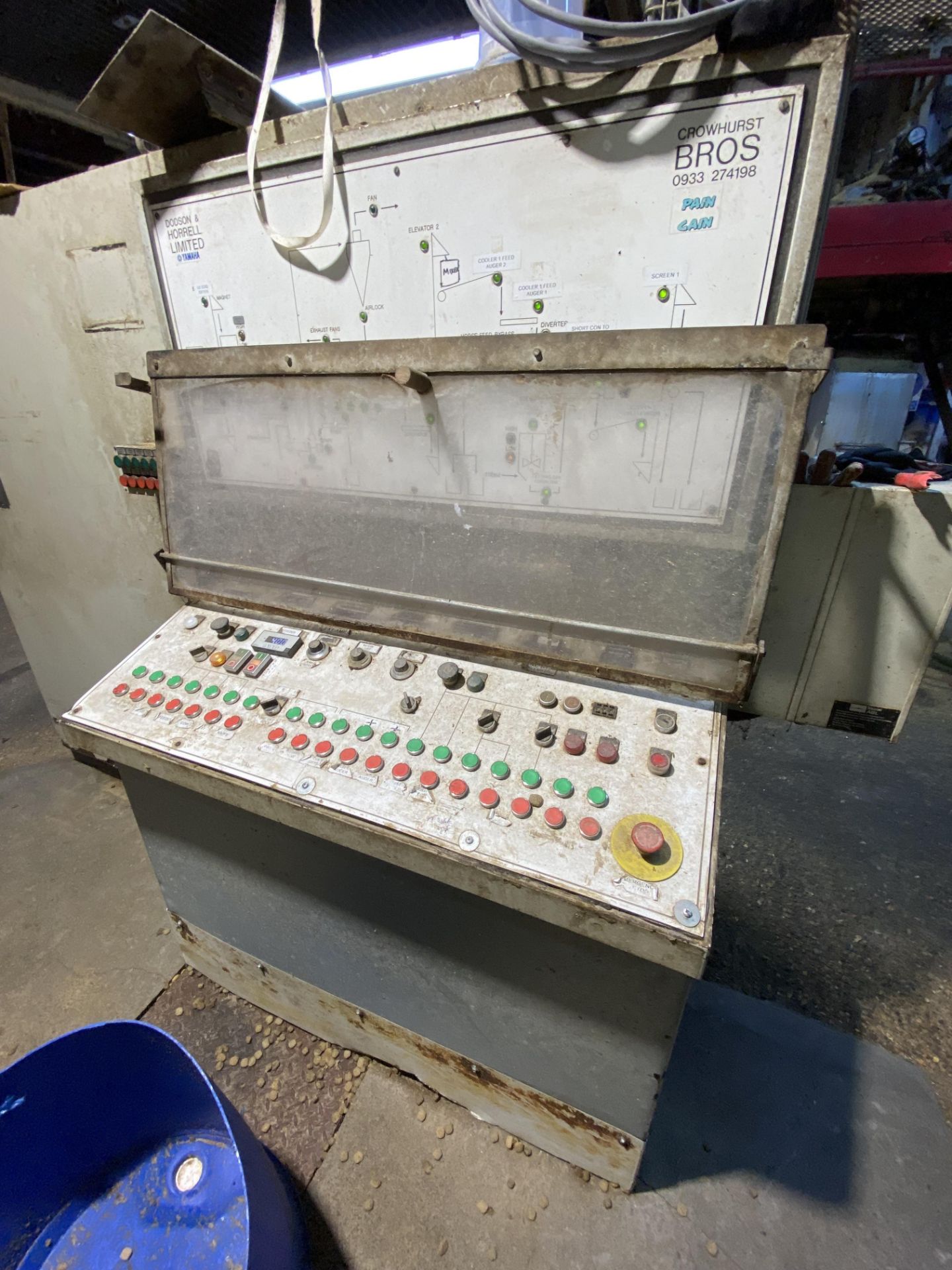 (AG-ENG) Two Section Electrical Control Cabinet, with control console (located Islip Site, NN14 - Image 3 of 3