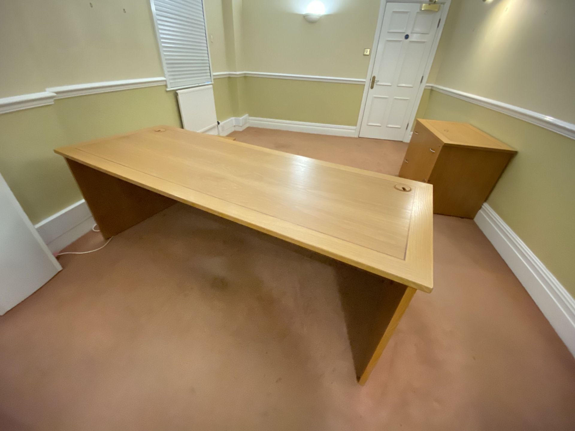 Matching Office Furniture, including desk, multi-drawer pedestal, occasional table and two drawer - Image 2 of 5