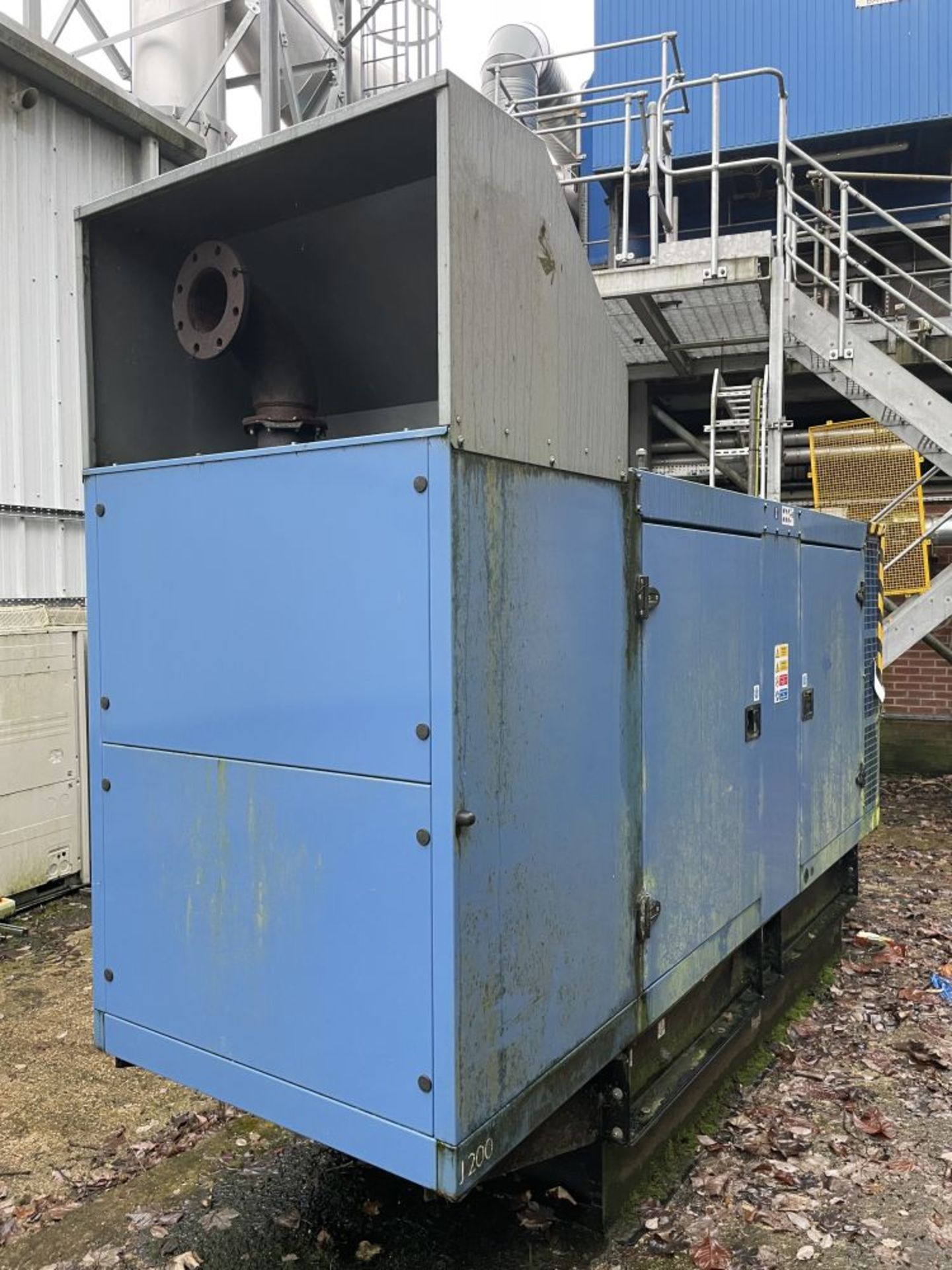 SDMO J200K 200 KVA STANDBY GENERATOR, serial no. J - Image 2 of 13