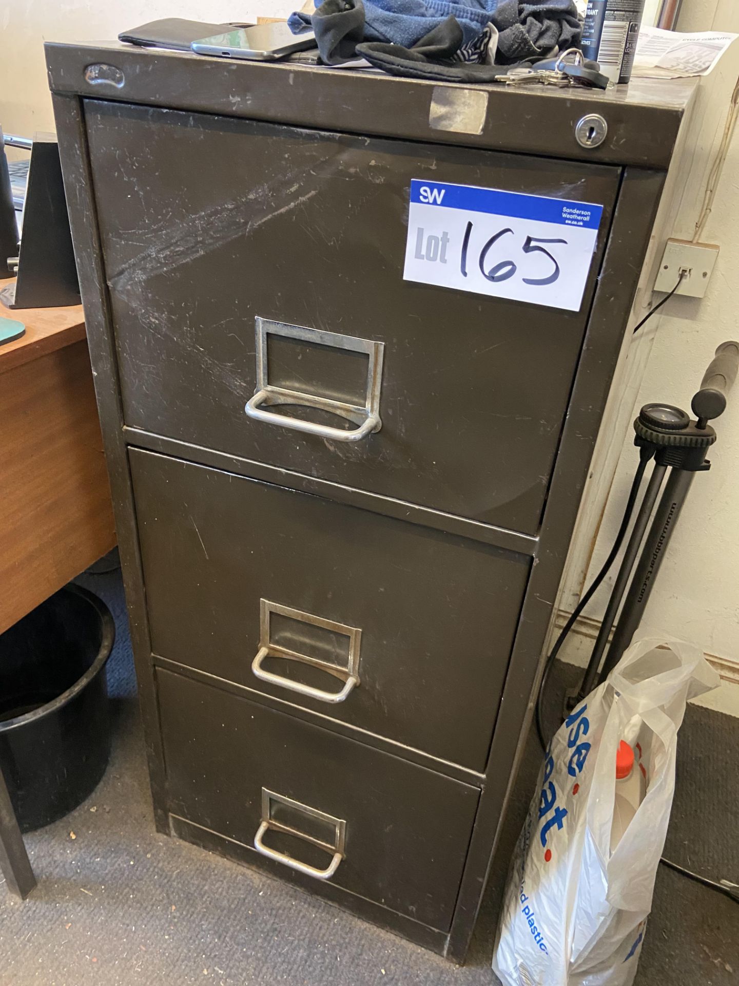 Steel Three Drawer Filing Cabinet (contents excluded)Please read the following important