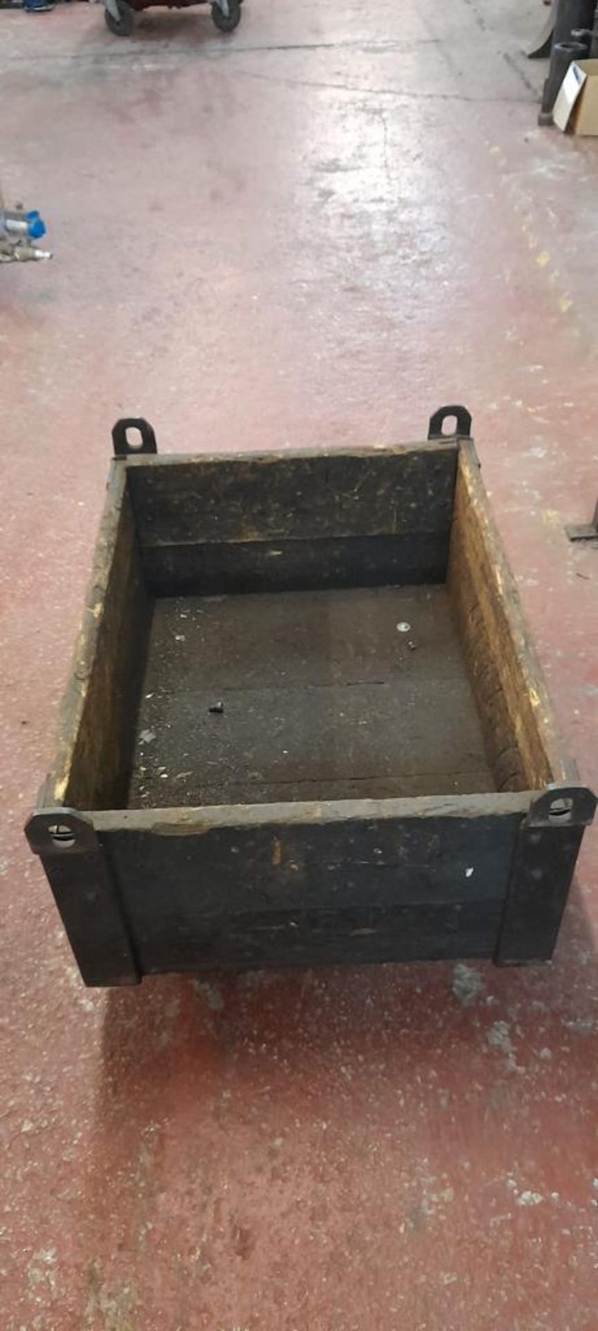 Heavy Duty Wooden Lifting Box, approx. 0.85m x 0.65m x 0.40m, with four lifting pointsPlease read