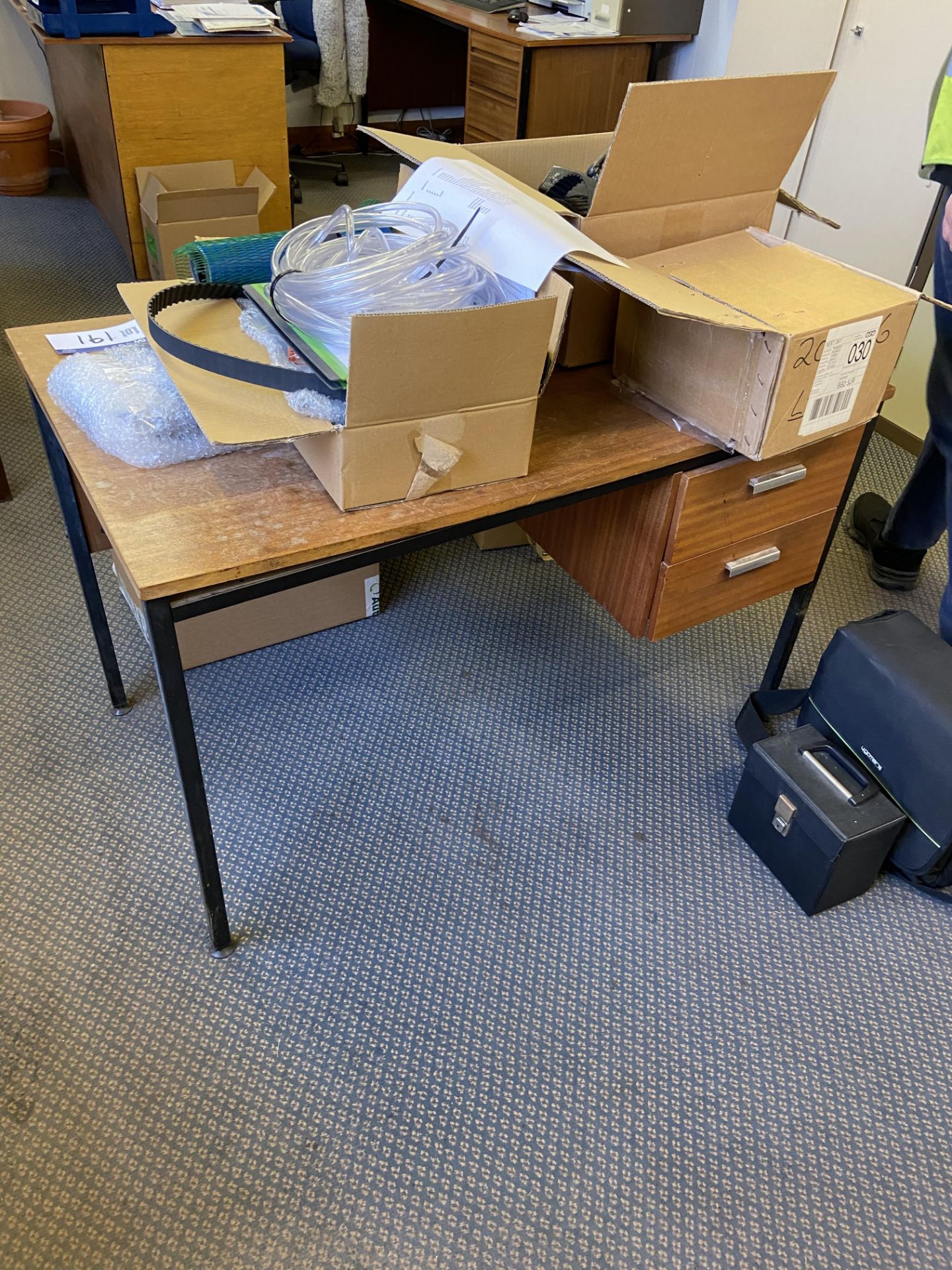 Steel Framed Single Pedestal Desk (contents excluded) (reserve removal until contents cleared)Please