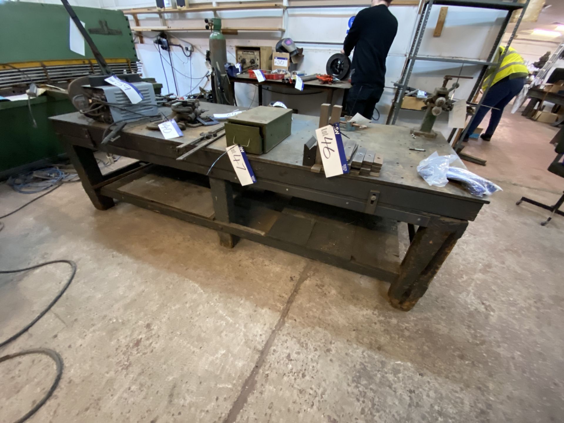 Timber Bench, with plate steel top, approx. 2.6m x 1070mmPlease read the following important notes:-