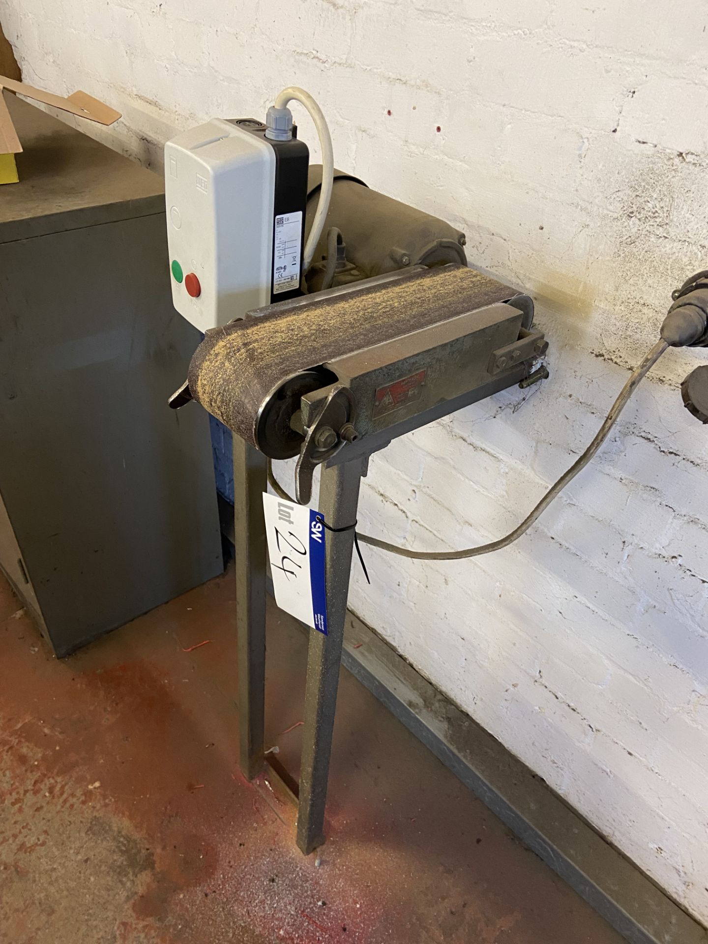 Band Facer Belt Sander, on fitted fabricated steel stand, three phase plugPlease read the - Image 2 of 2