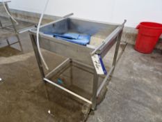 Stainless Steel Filleting Trough, approx. 1m x 1mPlease read the following important notes:- ***