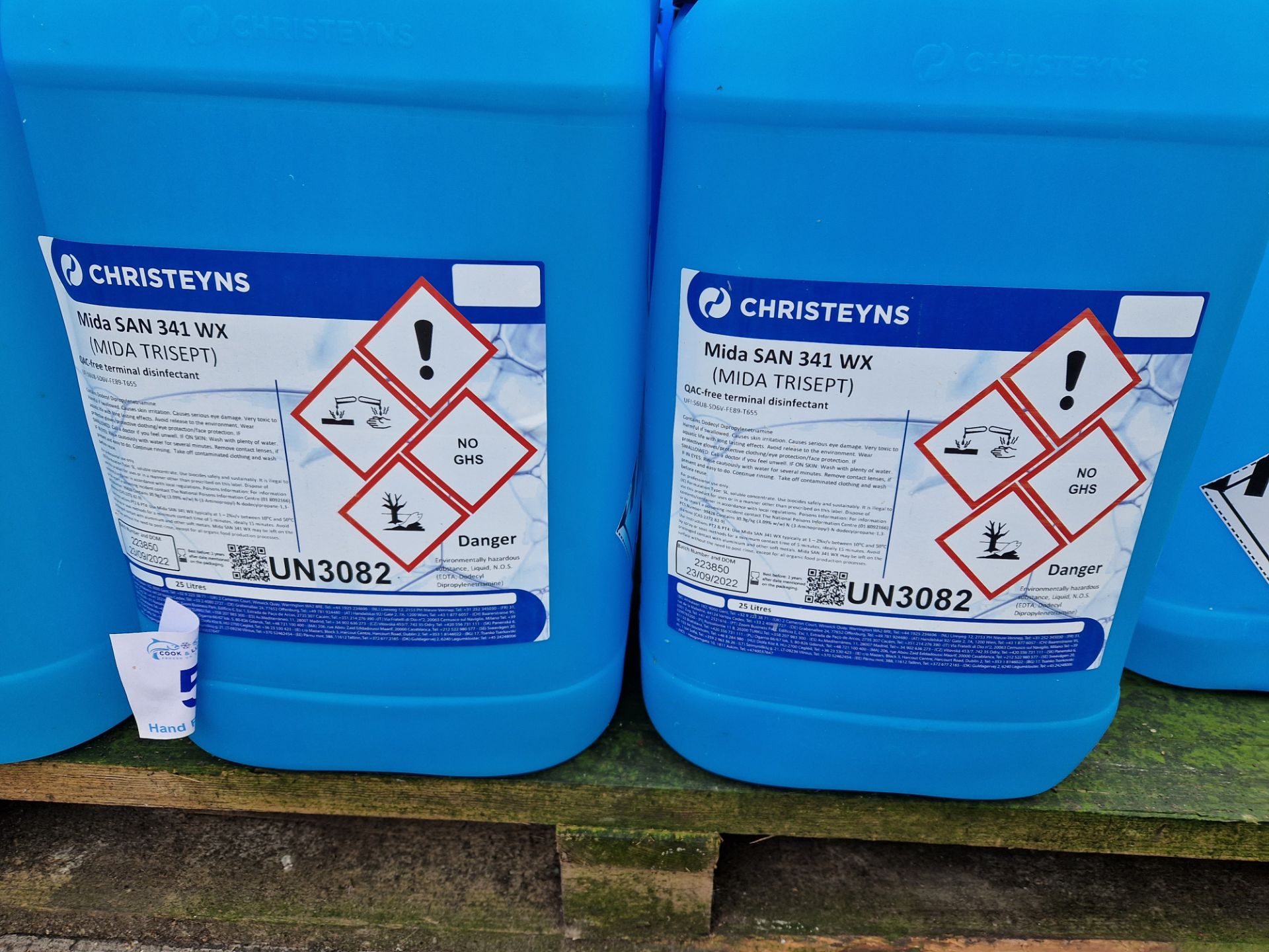 Ten x 25 litres Christeyns Mida San 341WX (Mida Trisept) QAC-Free Terminal DisinfectantPlease read - Image 2 of 2