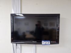 Panasonic Viera 32in. Flat Screen Television, with remote controlPlease read the following important