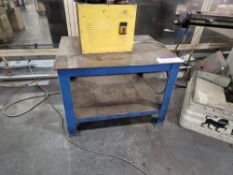 Steel Framed Two Tier Workbench, Approx. 1m x 0.8m x 0.7mPlease read the following important