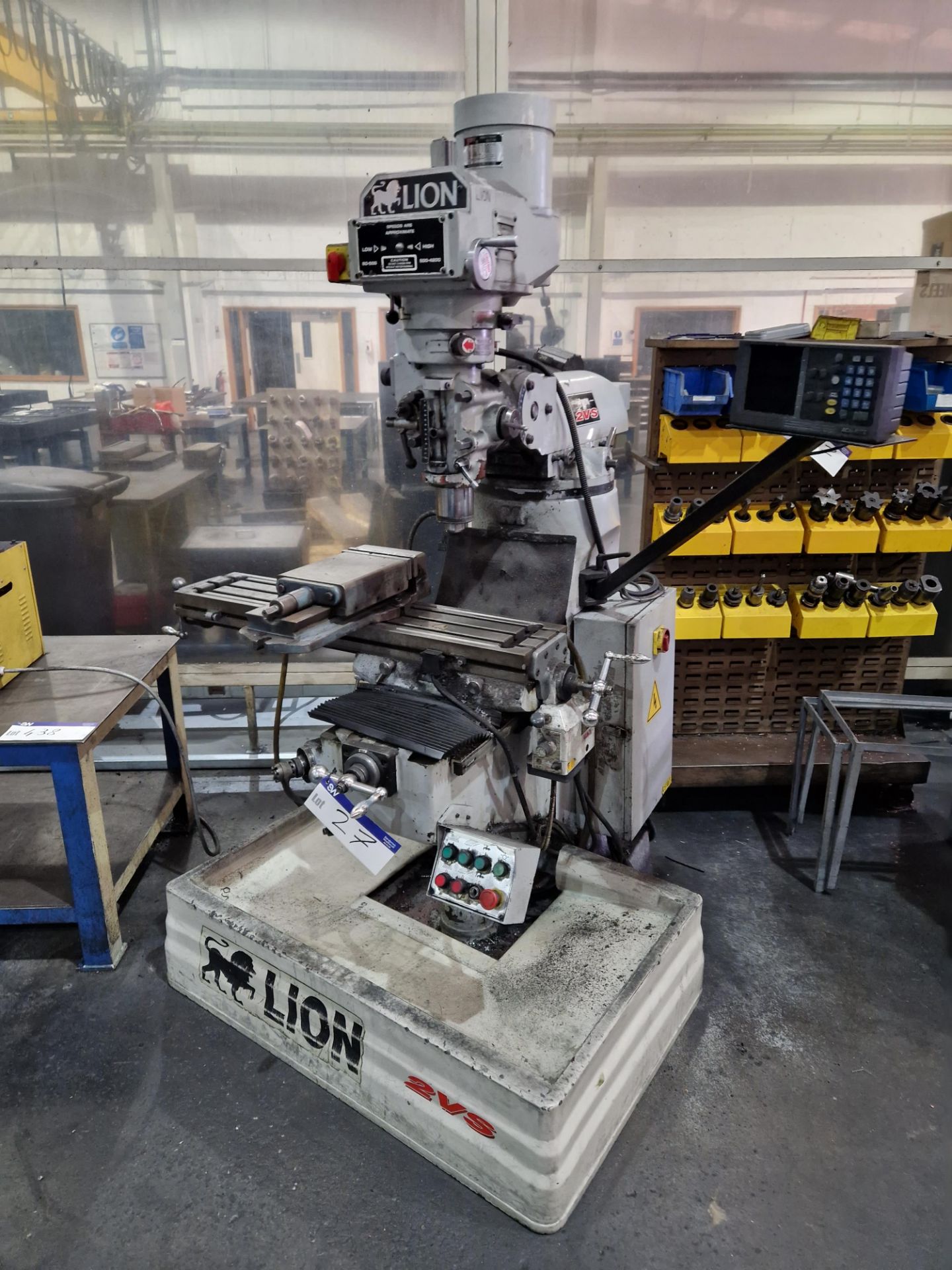 LION 2VS Universal Head Milling Machine with ACURITE Digital Read Out, c/w Machine VicePlease read