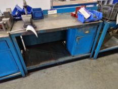Steel Pedestal Two Tier Workbench, Approx. 1.55m x 0.8m x 0.9mPlease read the following important
