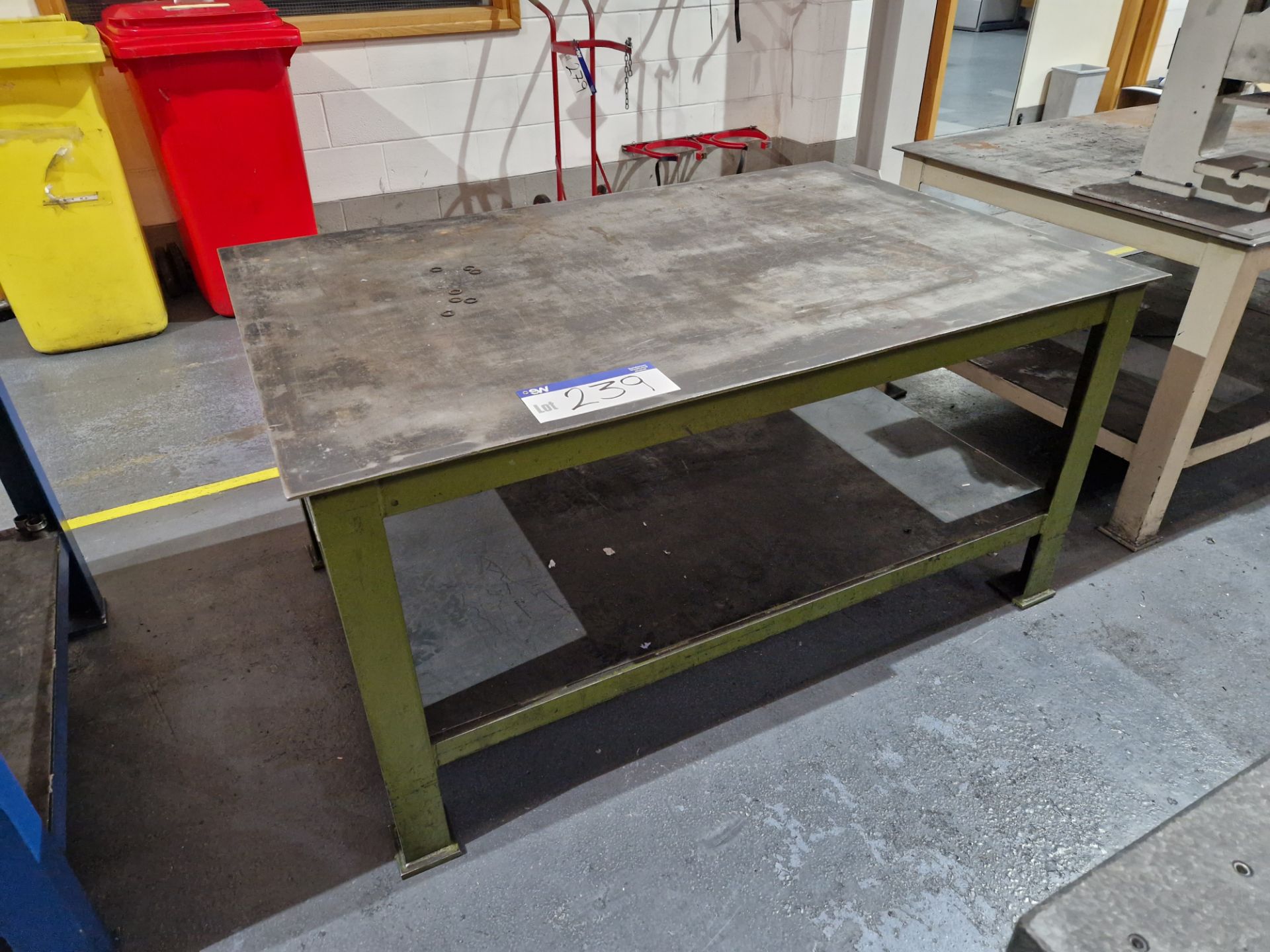 Steel Framed Workbench, Approx. 1.5m x 1m x 0.75mPlease read the following important notes:-