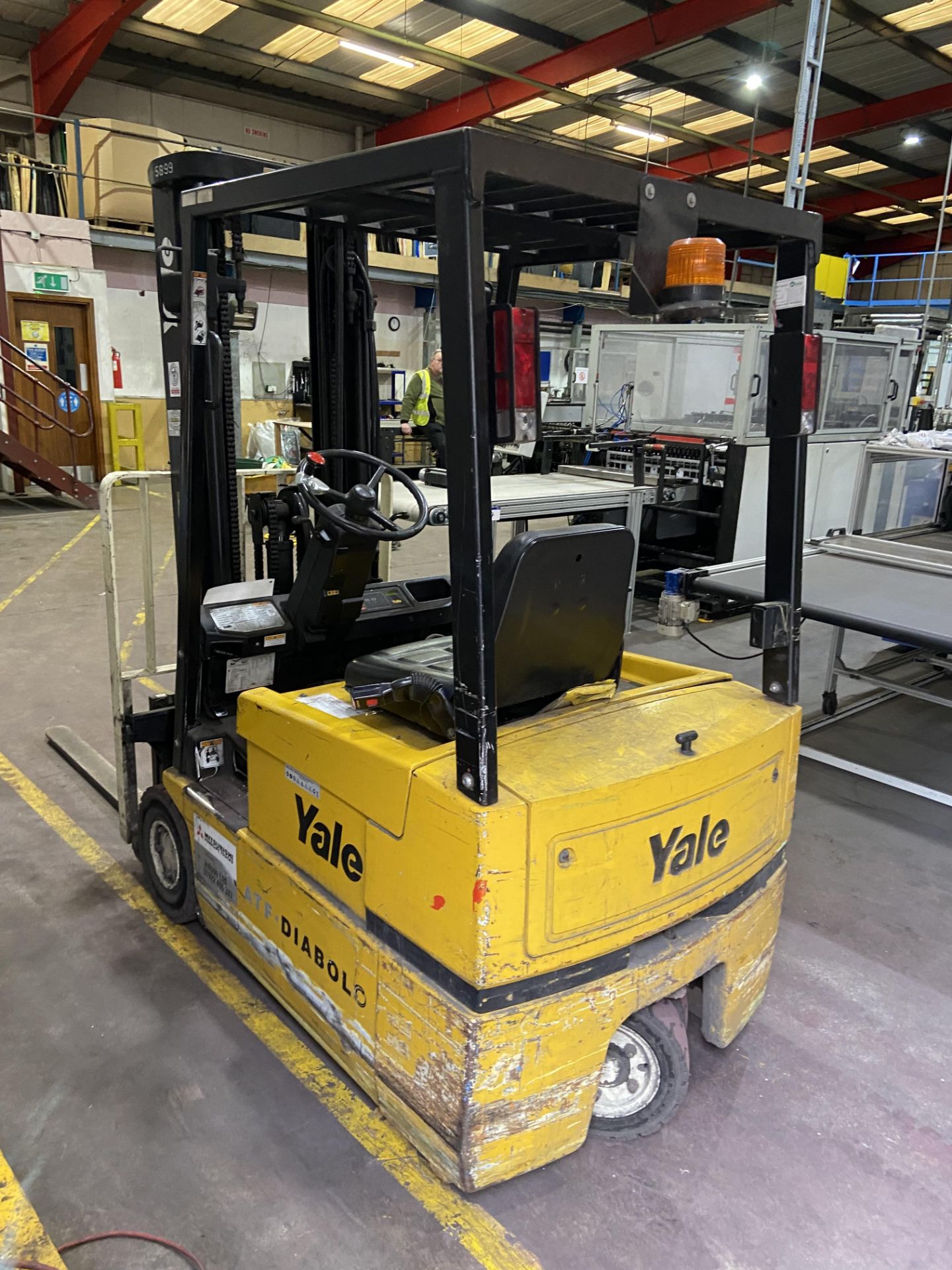 Yale ATF.DIABOLO ERP 16 ATF E2310 BATTERY ELECTRIC FORK LIFT TRUCK, serial no. D807A02067V, year - Image 5 of 10