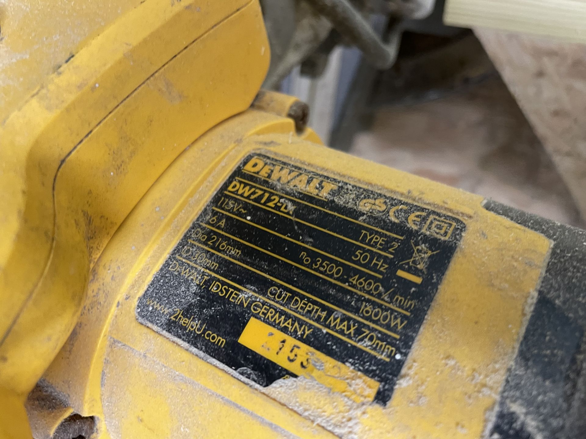 DeWalt DW712-D Mitre Saw, 110VPlease read the following important notes:-***Overseas buyers - All - Image 2 of 2