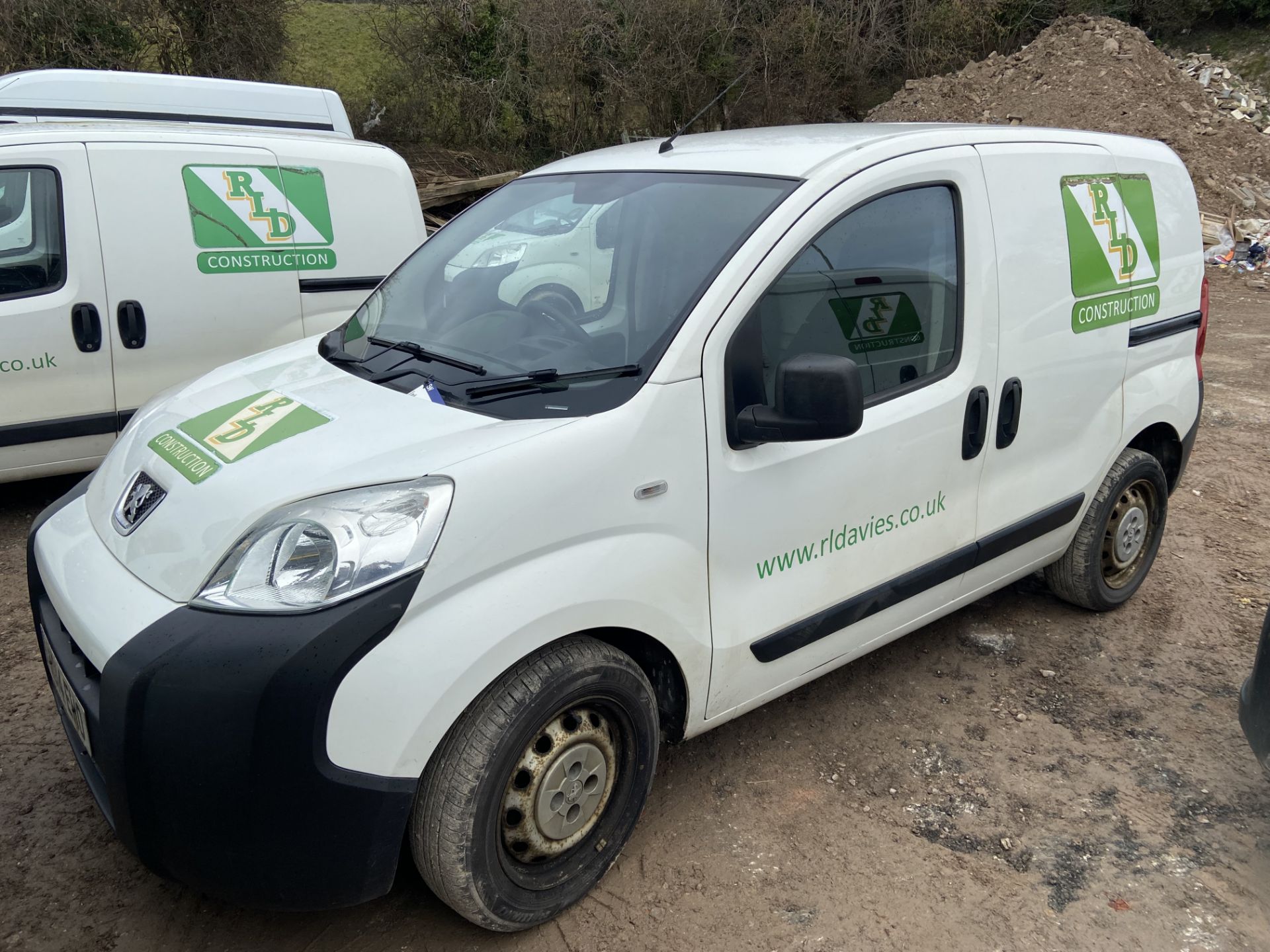 Peugeot Bipper S HDI Diesel Panel Van, registration no. YD14 EHO, date first registered 13/04/