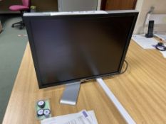 Dell Flat Screen MonitorPlease read the following important notes:- ***Overseas buyers - All lots