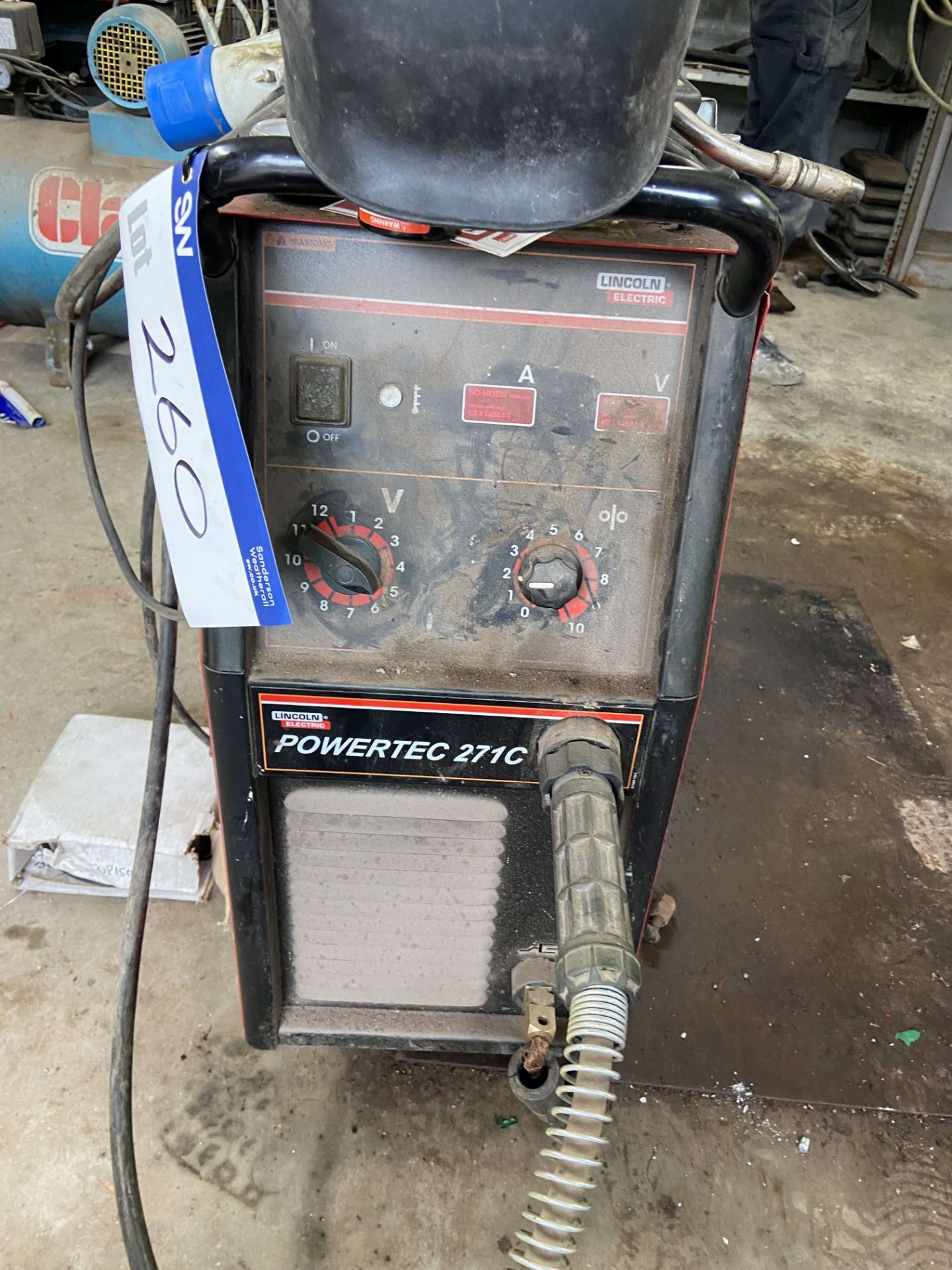 Lincoln Electric Powertec 271C Mig Welder, 240V, with two welding helmetsPlease read the following - Image 3 of 4