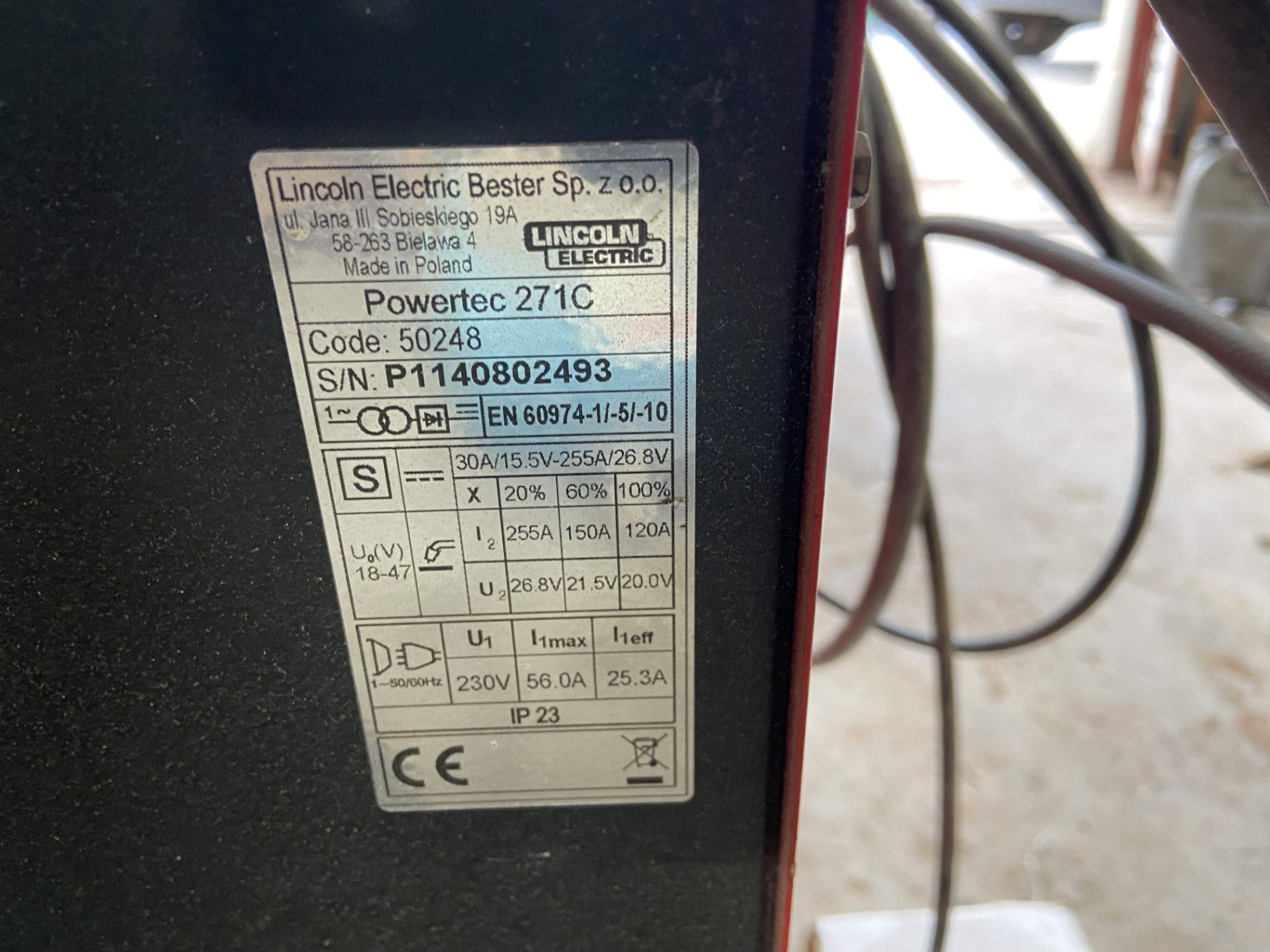 Lincoln Electric Powertec 271C Mig Welder, 240V, with two welding helmetsPlease read the following - Image 4 of 4