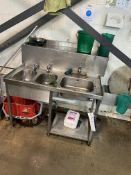 Three Section Stainless Steel Sink, approx. 1.1m x 550mmPlease read the following important