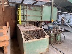 Ken Mills Engineering HYDRAULIC CHOPPED STRAW BALER, with three compacting chambers, electro/