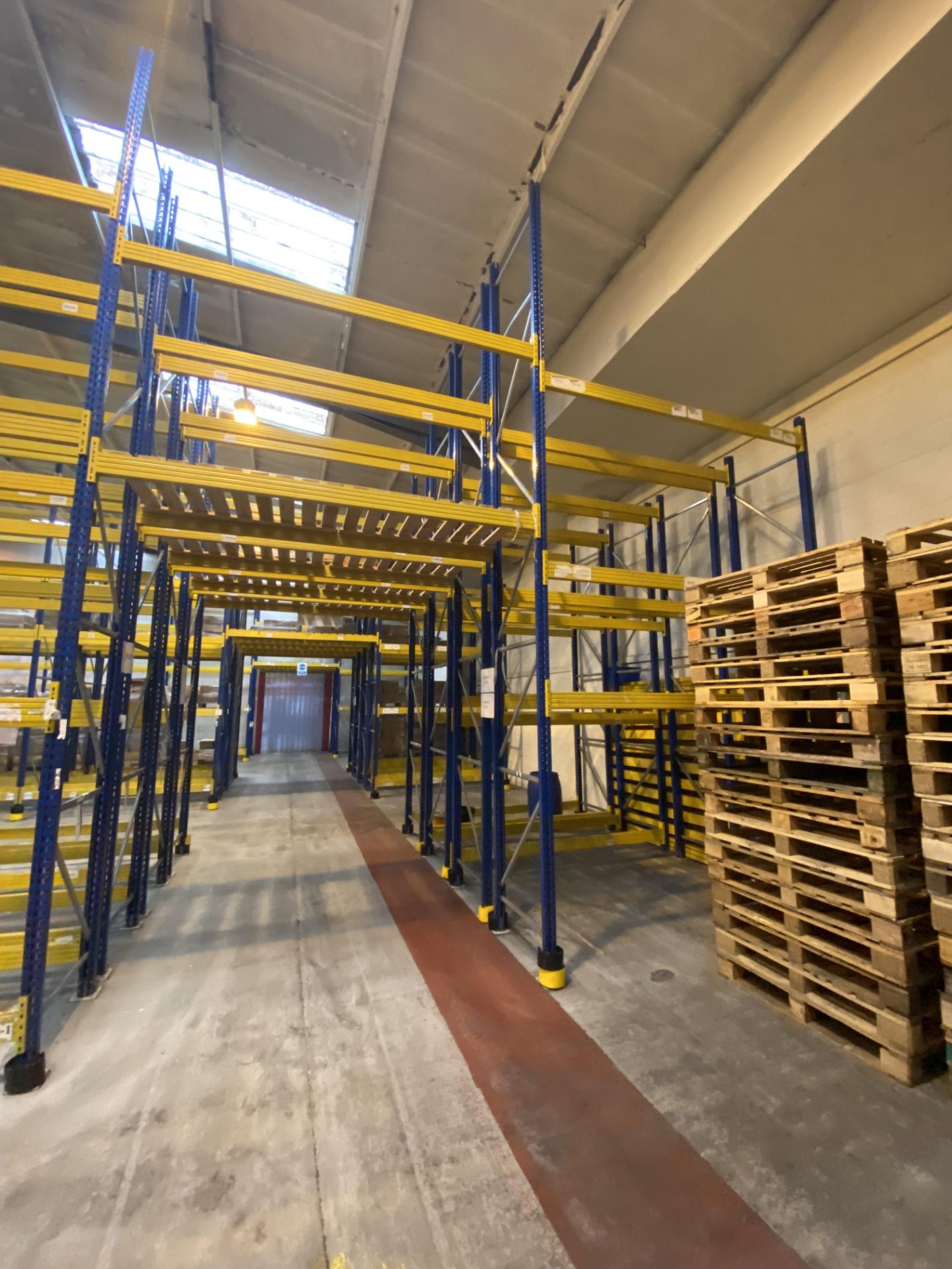 Ten Bay Mainly Four Tier Boltless Pallet Rack, each bay approx. 2.8m x 900mm x 6m high (excluding - Image 3 of 4