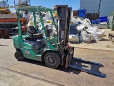 MITSUBISHI Grendia 25 Model FG25N Gas Fork Lift Truck, Serial no. CF17E-53892, Max Mast Height 4700,