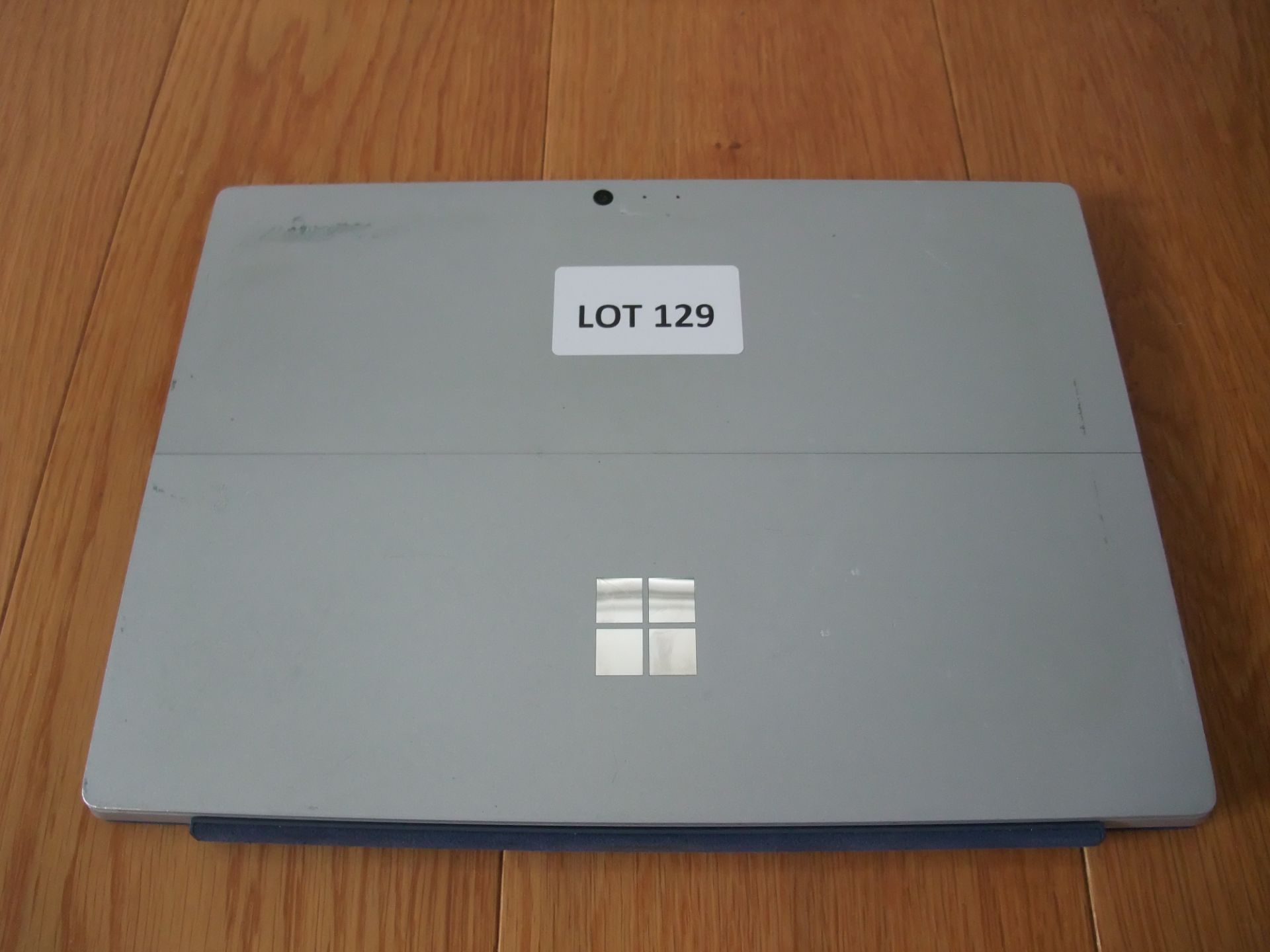 Microsoft Surface Pro 4 (model 1724) - i5 processor, 8Gb RAM, 256Gb SSD, Windows 10Please read the - Bild 2 aus 5