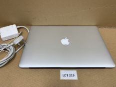 Apple MacBook Pro - A1398 EMC2909 - i7 @ 2.2GHz, 16Gb RAM, 256Gb SSD, 15"Please read the following