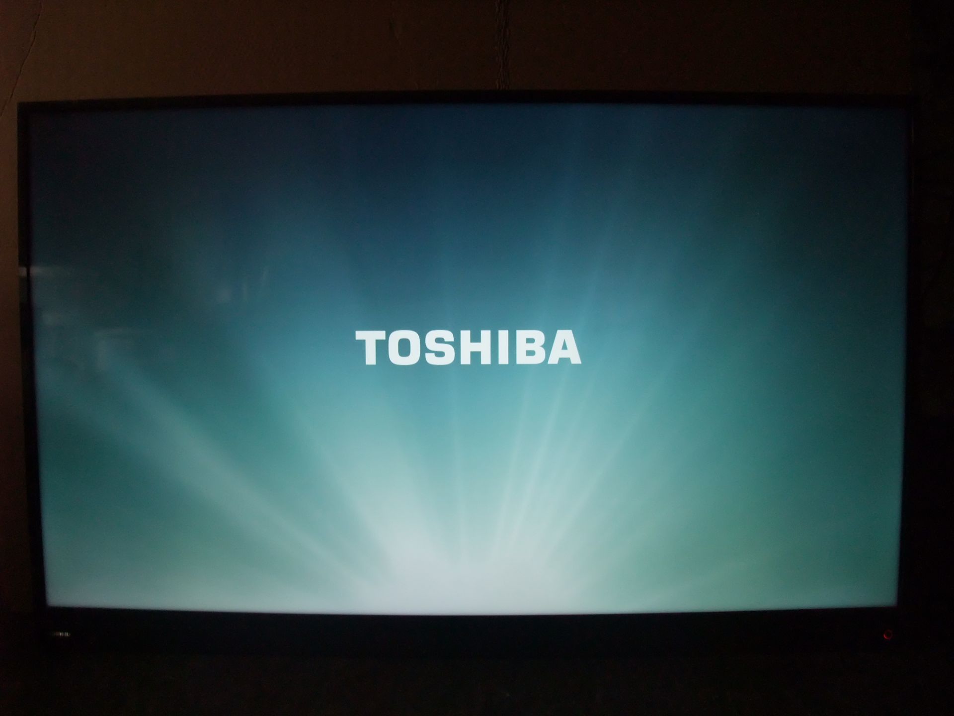 Toshiba 55T6863DB 55in. Flat Screen Television, with CT8533 remote (please note - there are very - Image 2 of 6