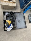 DeWalt W625EL-XW Portable Electric Router, 115kV, with steel carry case, Lot located 33-37 Carron