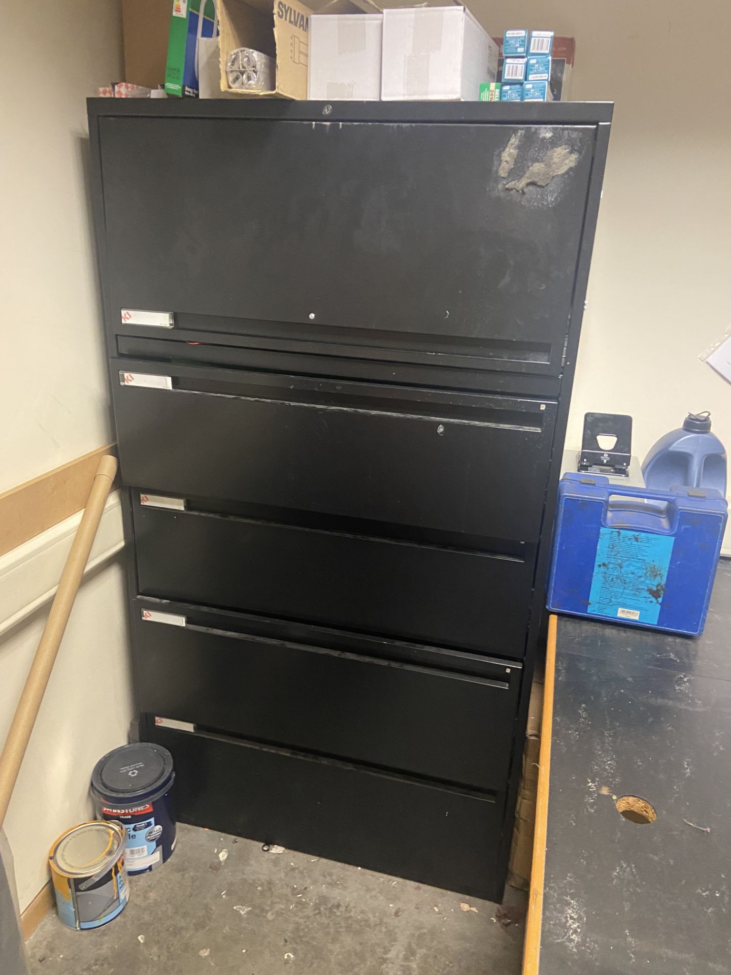 Four Multi-Drawer Steel Cabinets, with contents including assorted hand tools, Lots Located - Image 3 of 6