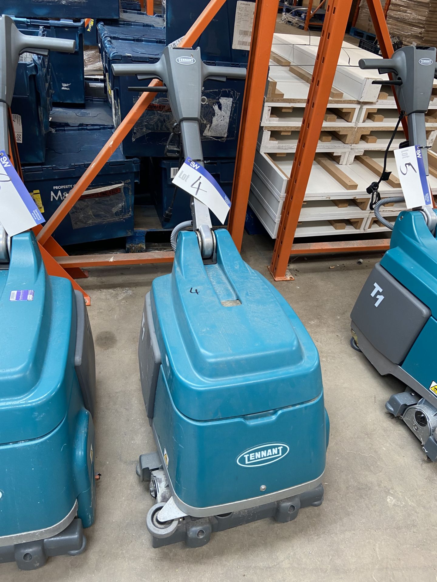 Tennant T1 Floor Behind Scrubber Dryer, indicated hours 12.2, Lot