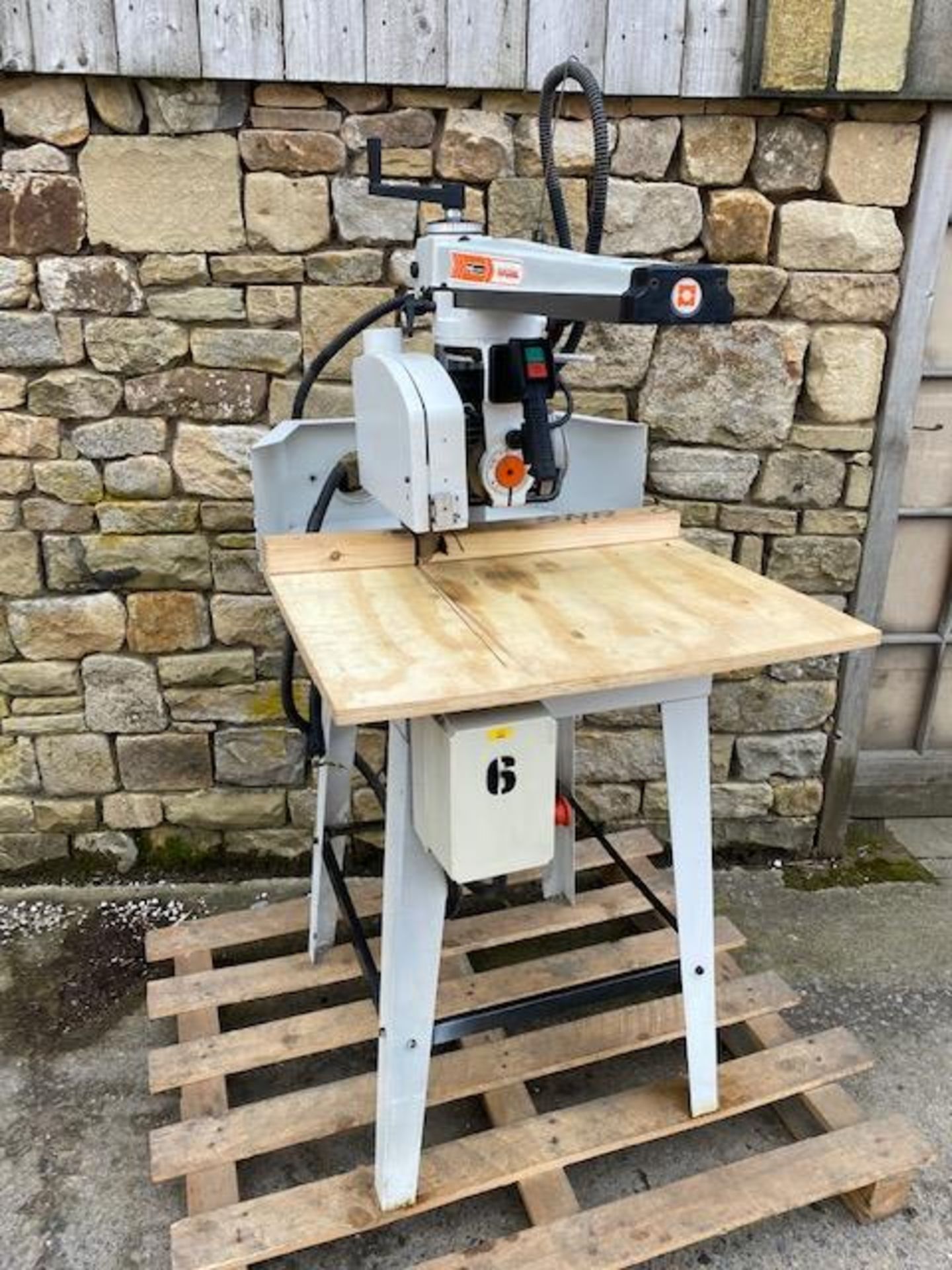 Maggi Professional Radial Arm Saw, with return spring and tablePlease read the following important