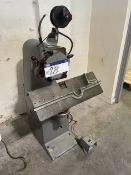 Hohner Favorit Heavy Duty Stitcher, serial number 1411, year of manufacture 1974 Please read the