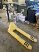 Midland 2500Kg Hand Hydraulic Pallet Truck.Please read the following important notes:-Skilled