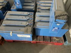 Approx. Eight Mainly Fiamm 12FIT180 12 Volt 180Ah Lead Acid BatteriesPlease read the following