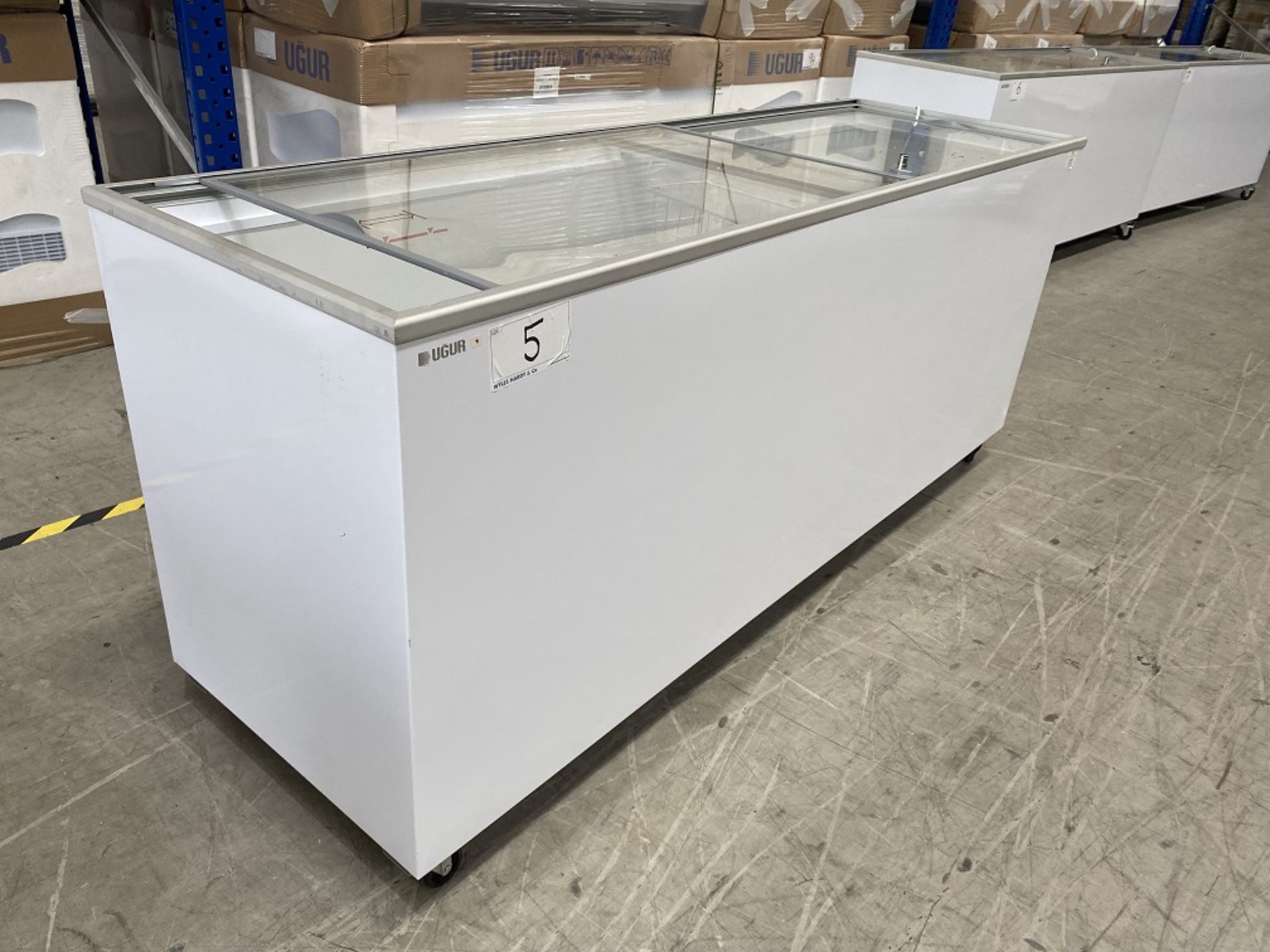 Ugur UDD 600 SC 2060mm x 635mm Commercial Chest Freezer, with glass sliding door top, 240VPlease